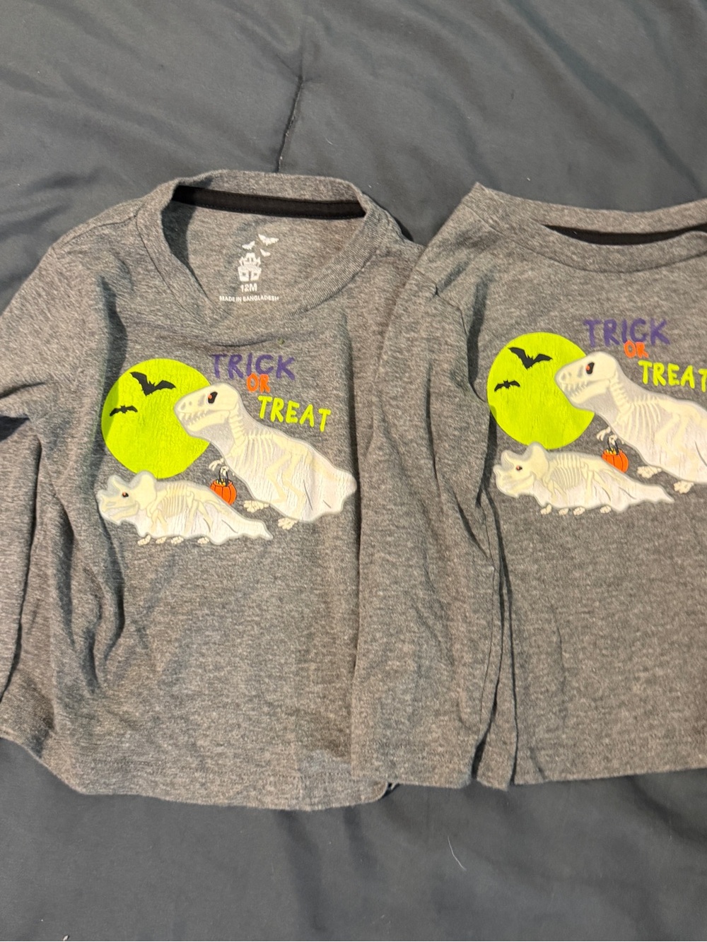 2 Kids Trick or Treat Halloween Tee - Gray